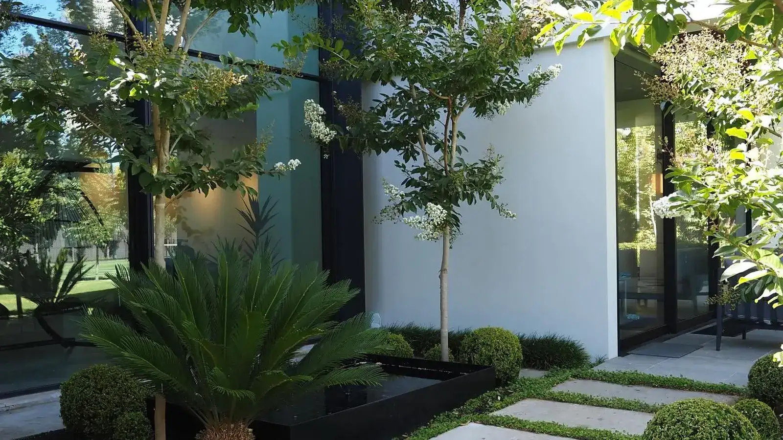 Modern Paver Entry & Front Garden - Hollow Oak Landscaping, Sandwich IL