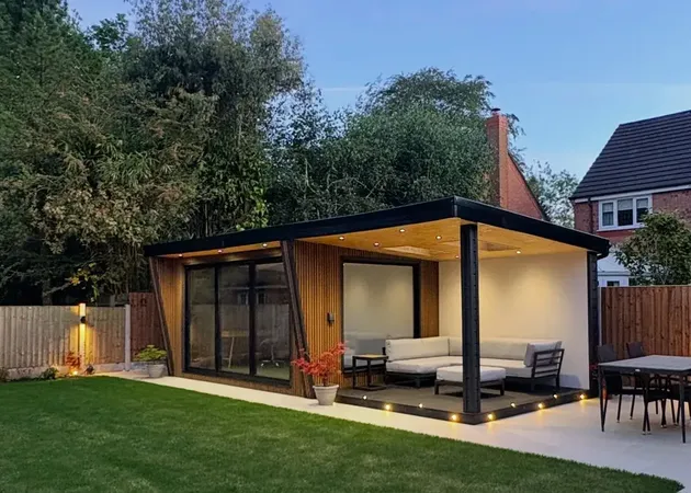 Garden Pavilion & Lawn Retreat in Plano, IL